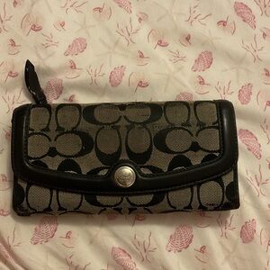 Coach Black and Brown Signature vintage Wallet